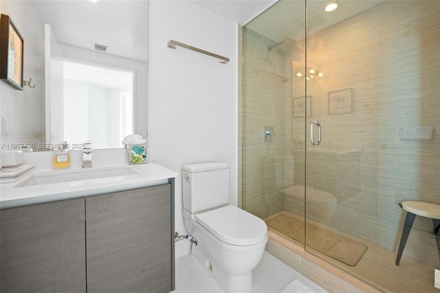 330 Sunny Isles Blvd 5-2102, Sunny Isles Beach, FL 33160