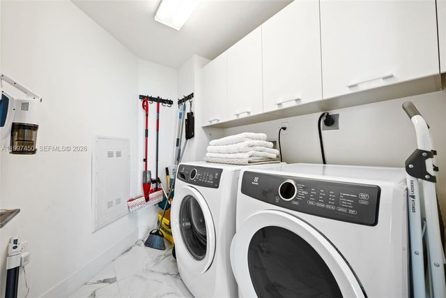 330 Sunny Isles Blvd 5-2102, Sunny Isles Beach, FL 33160