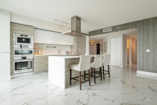 330 Sunny Isles Blvd 5-2102, Sunny Isles Beach, FL 33160