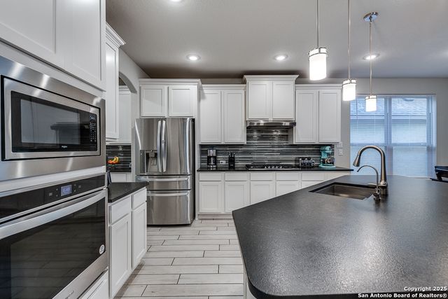 8514 Glass Gem, San Antonio, TX 78249