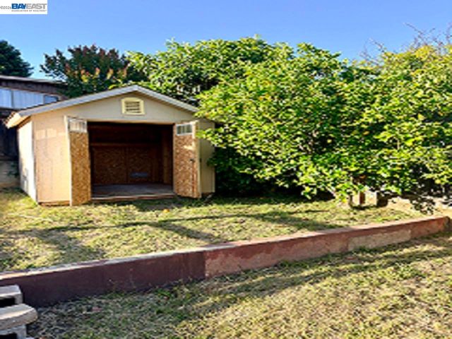 4256 Seven Hills Road, Castro Valley, CA 94546