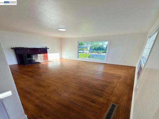 4256 Seven Hills Road, Castro Valley, CA 94546