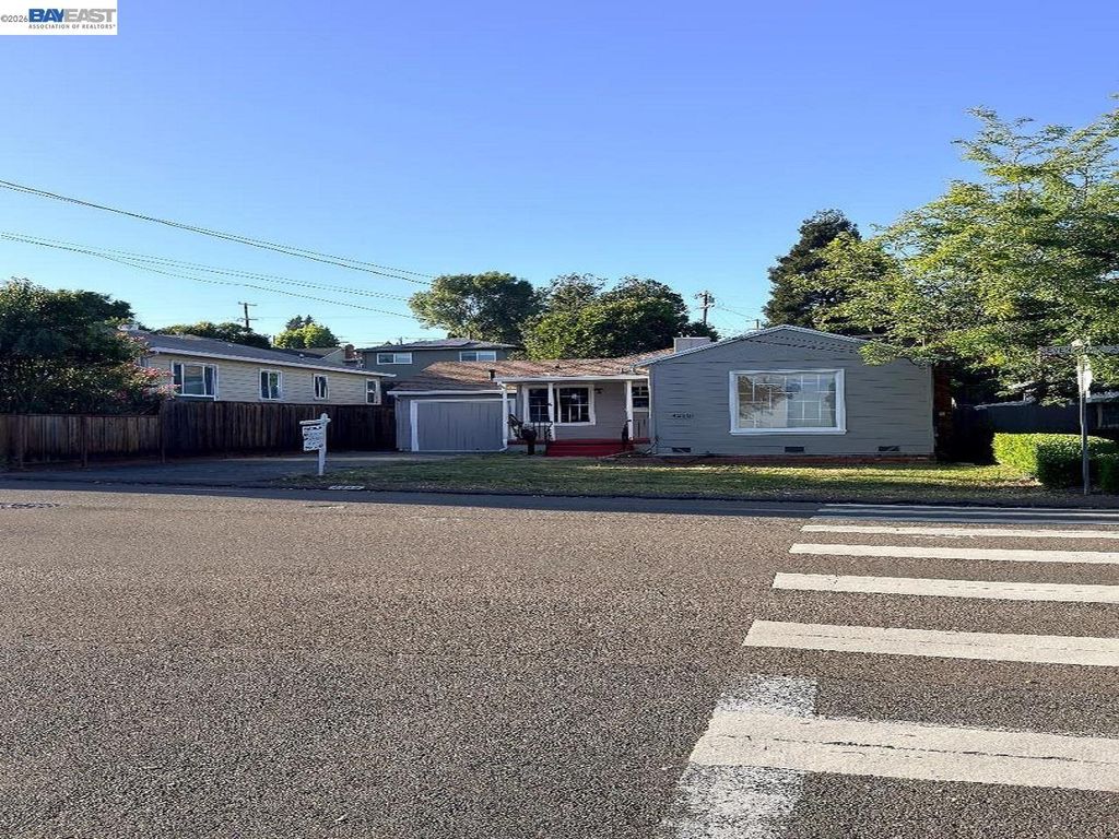 4256 Seven Hills Road, Castro Valley, CA 94546