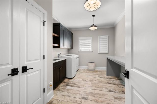 639 Lissara Lodge Drive, Lewisville, NC 27023