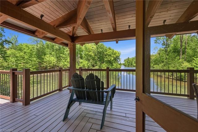 639 Lissara Lodge Drive, Lewisville, NC 27023