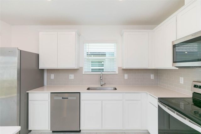 9547 SUMMERS CAY CIRCLE, Thonotosassa, FL 33592