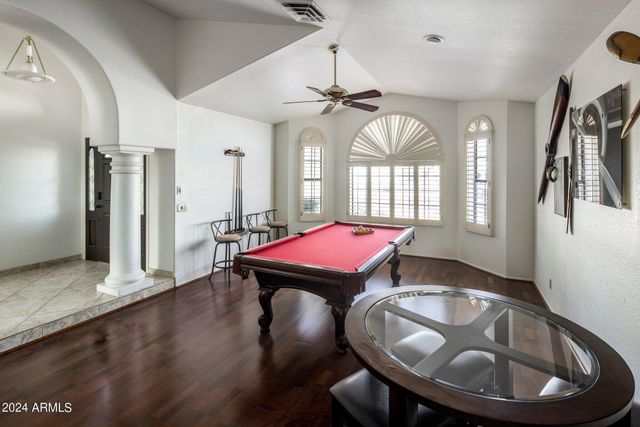 5747 E Gelding Drive, Scottsdale, AZ 85254