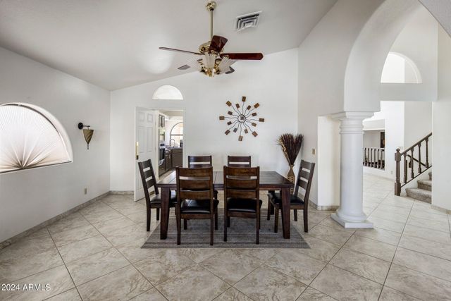 5747 E Gelding Drive, Scottsdale, AZ 85254