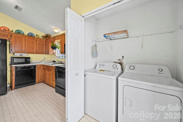 3311 Atlas Drive, Charlotte, NC 28269