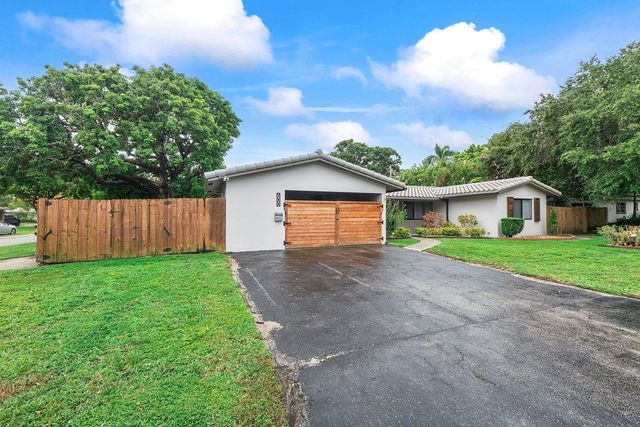 600 NW 22nd Court, Wilton Manors, FL 33311