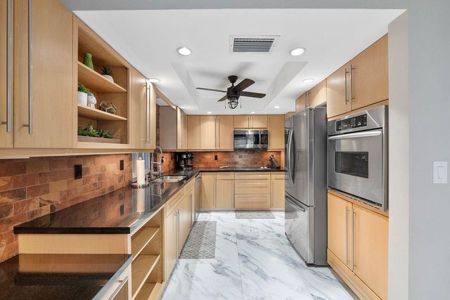 600 NW 22nd Court, Wilton Manors, FL 33311