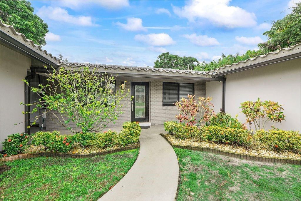 600 NW 22nd Court, Wilton Manors, FL 33311