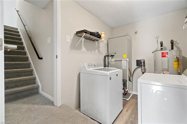 4489 Catfish RD, Virginia Beach, VA 23457