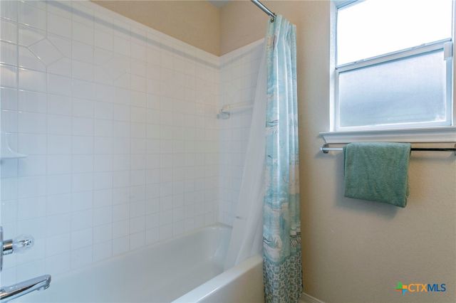 2624 Blue Meadow Drive, Temple, TX 76502