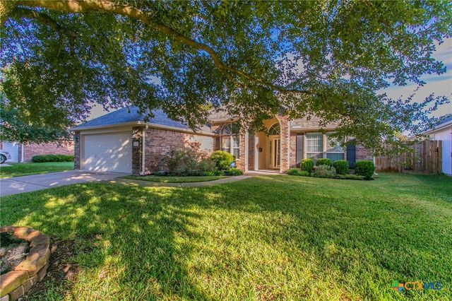 2624 Blue Meadow Drive, Temple, TX 76502