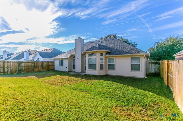 2624 Blue Meadow Drive, Temple, TX 76502