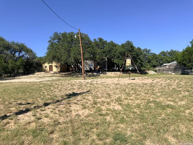 1071 CYPRESS DR, Canyon Lake, TX 78133