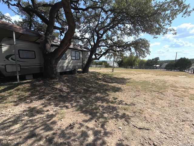 1071 CYPRESS DR, Canyon Lake, TX 78133