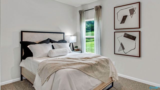 6139 Feather Way SE, Owens Cross Roads, AL 35763