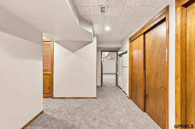 10320 Hilltop Road, Omaha, NE 68134