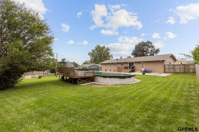 10320 Hilltop Road, Omaha, NE 68134