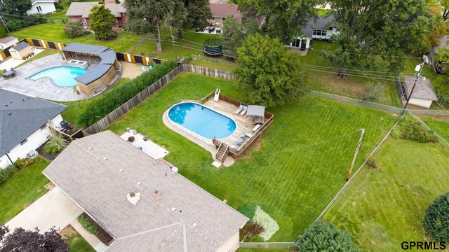 10320 Hilltop Road, Omaha, NE 68134