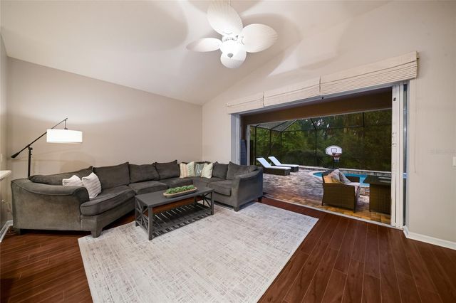 17463 NEW CROSS CIRCLE, Lithia, FL 33547