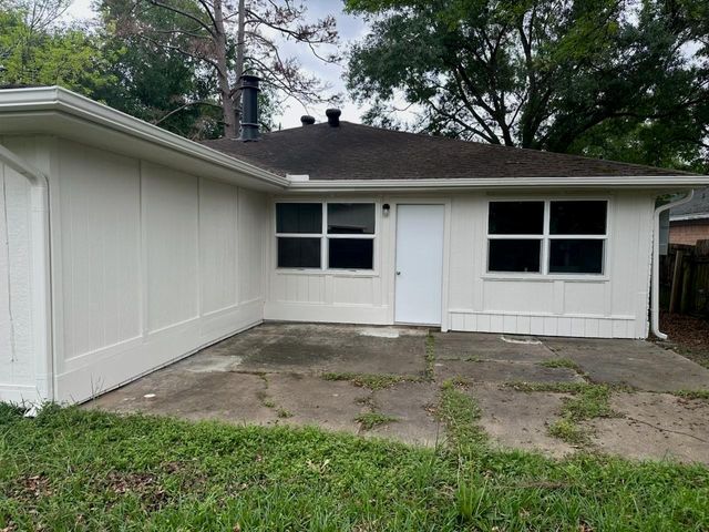 5027 Monteith Drive, Spring, TX 77373