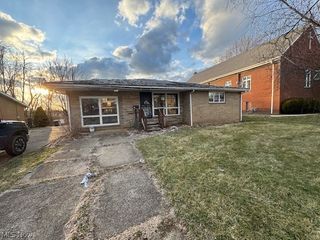 333 Woodlawn Road, Steubenville, OH 43952