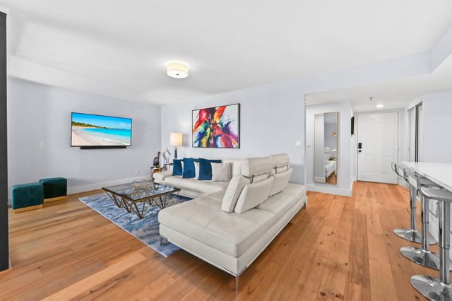 955 Egret Circle 408, Delray Beach, FL 33444