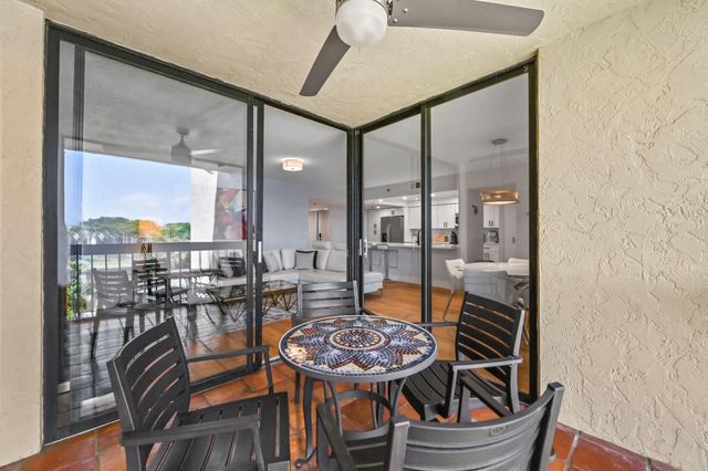 955 Egret Circle 408, Delray Beach, FL 33444