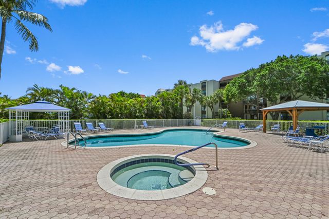 955 Egret Circle 408, Delray Beach, FL 33444