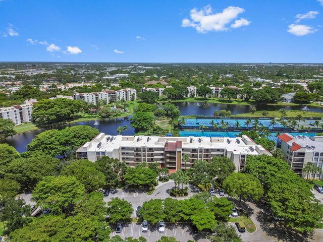 955 Egret Circle 408, Delray Beach, FL 33444