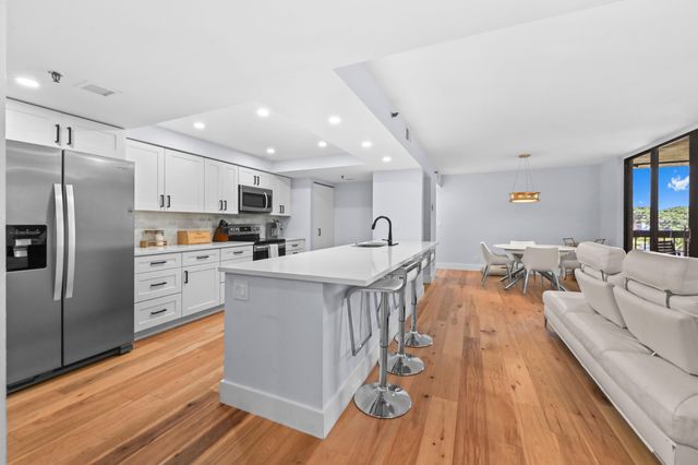 955 Egret Circle 408, Delray Beach, FL 33444