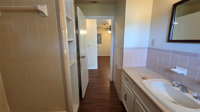 6251 Shadydell Drive, Fort Worth, TX 76135