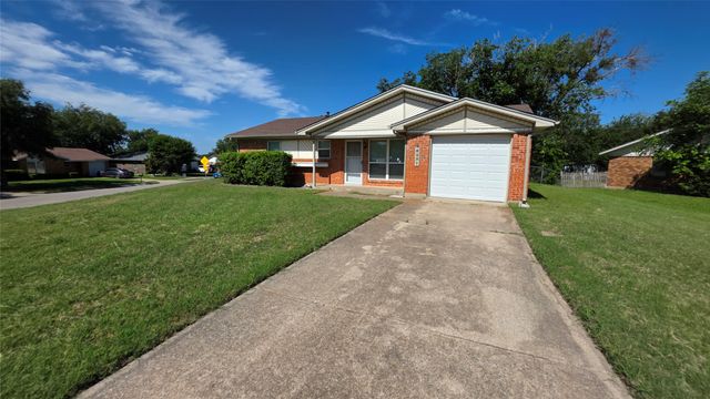 6251 Shadydell Drive, Fort Worth, TX 76135