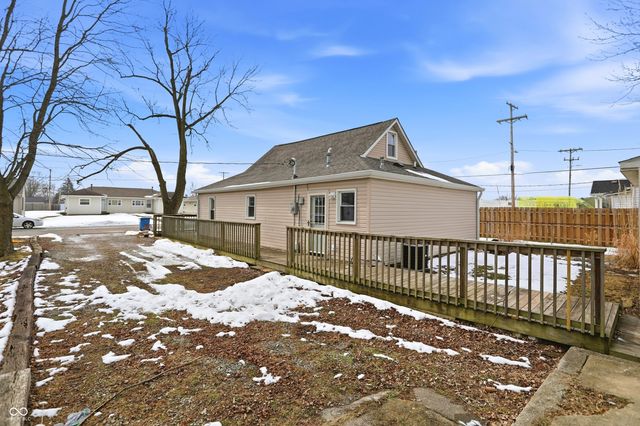 1008 E 7th Street, Greenfield, IN 46140