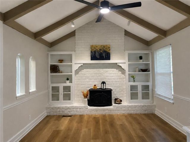 20701 Walker Road, Spring Hill, KS 66083