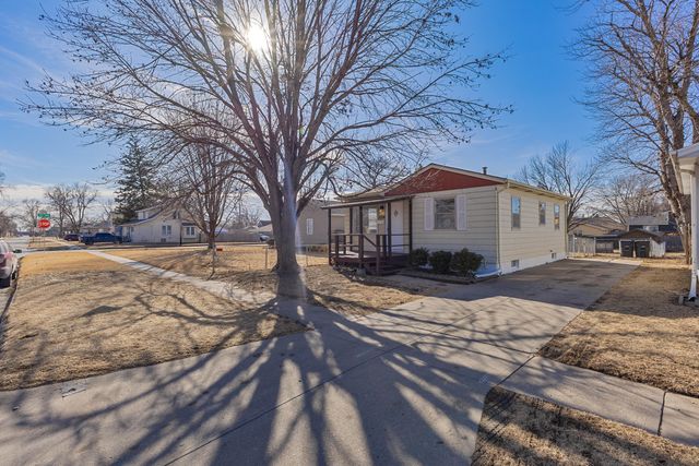 2224 S 7TH Street, Council Bluffs, IA 51501