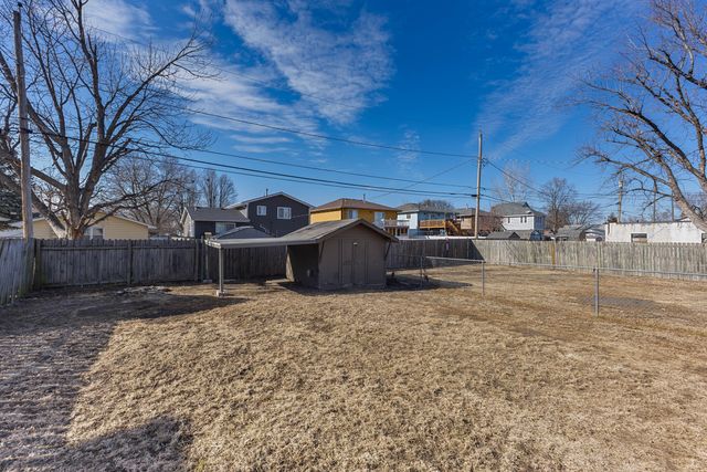 2224 S 7TH Street, Council Bluffs, IA 51501