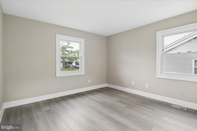 38 GRAMERCY LN, Willingborough, NJ 08046
