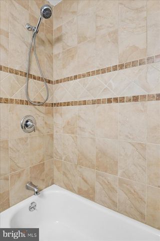 38 GRAMERCY LN, Willingborough, NJ 08046