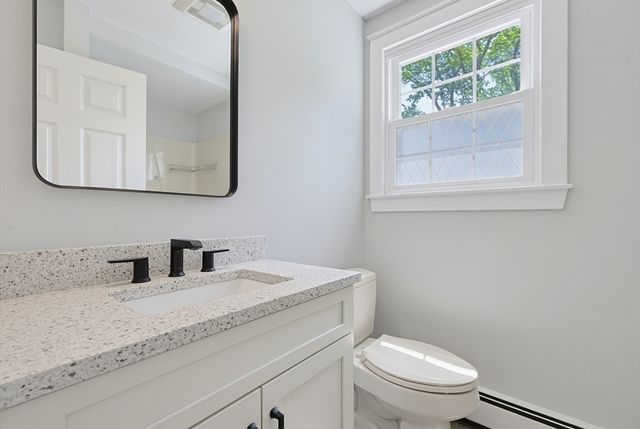 13 Fairway Lane, Medway, MA 02053