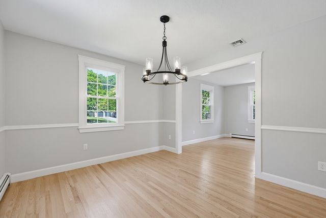 13 Fairway Lane, Medway, MA 02053