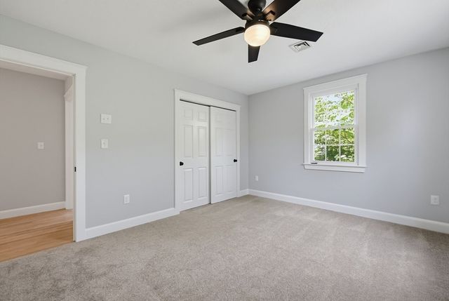 13 Fairway Lane, Medway, MA 02053