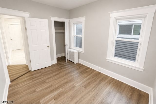 183 N Munn Ave, East Orange City, NJ 07017