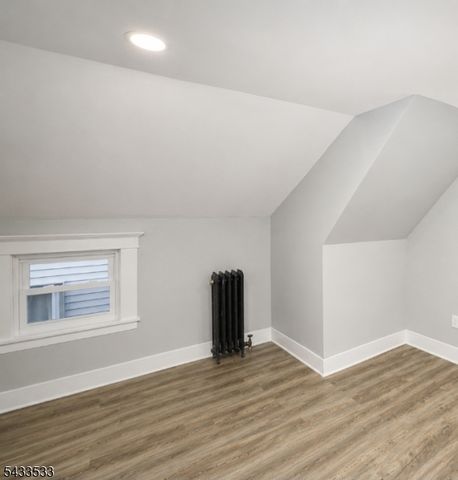 183 N Munn Ave, East Orange City, NJ 07017