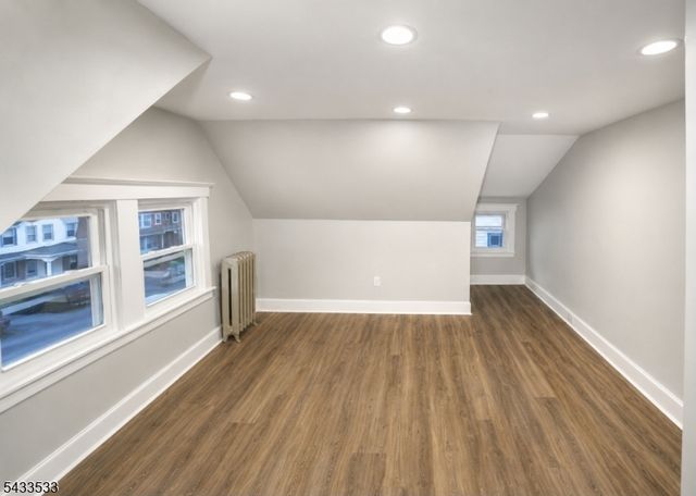 183 N Munn Ave, East Orange City, NJ 07017