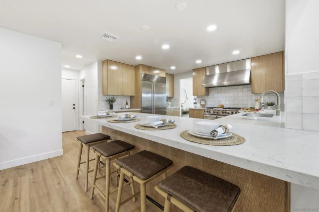 1519 Valleda Lane, Encinitas, CA 92024