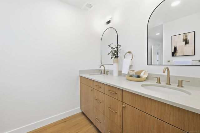 1519 Valleda Lane, Encinitas, CA 92024